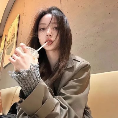 带着魔术盒的男人